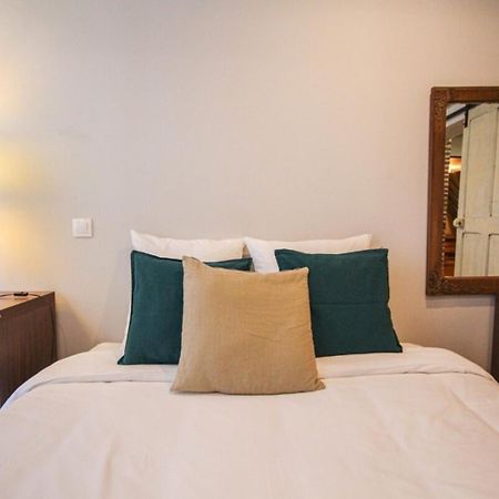 Duplex In The Heart Of Old Lille Terrace + Parkingアパートメント エクステリア 写真